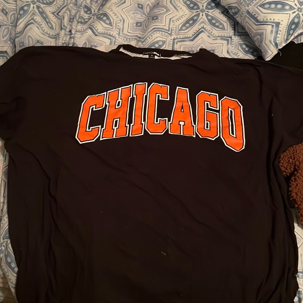 Fashion nova graphic tee